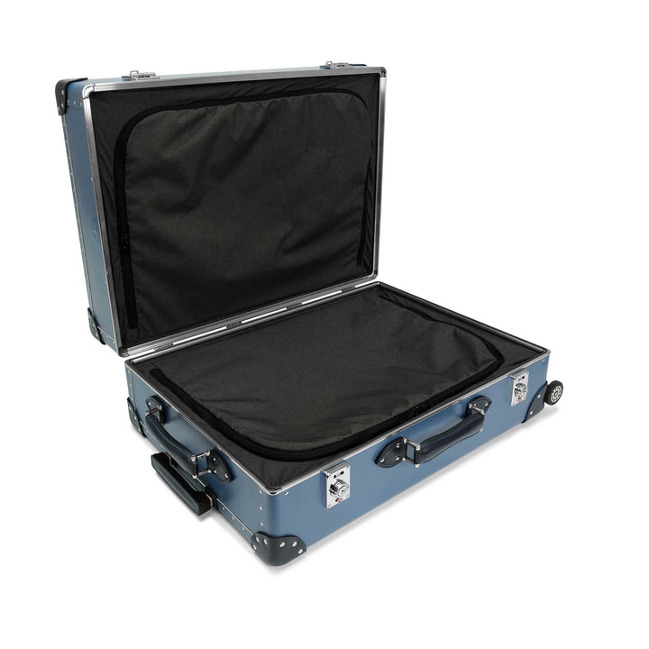 Metropolis · Large Check-In - 4 Wheels | Fog Blue/Navy/Chrome