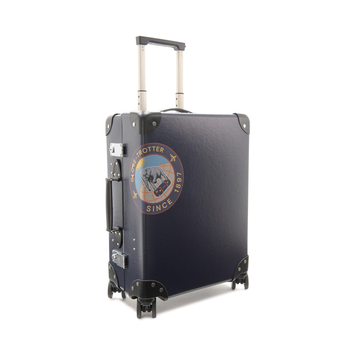 Explorer · Carry-On - 4 Wheels | Navy/Black/Chrome