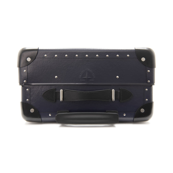 Explorer · Carry-On - 4 Wheels | Navy/Black/Chrome