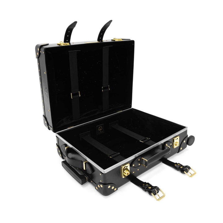 The Vampires Wife · Carry-On - 4 Wheels | Black/Black/Gold