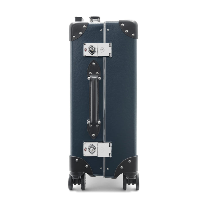 Metropolis · Carry-On - 4 Wheels | Admiral Navy/Black/Chrome