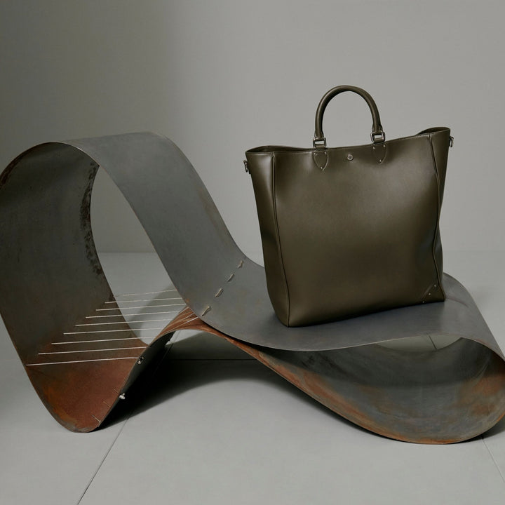 Metropolis · Tote Bag | Olive/Chrome